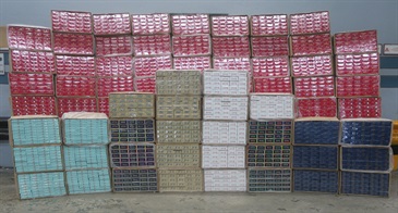 Hong Kong Customs yesterday (July 27) seized about 4.5 million suspected illicit cigarettes with an estimated market value of about $12 million and a duty potential of about $8.5 million at the Kwai Chung Container Terminals. Photo shows some of the suspected illicit cigarettes seized.