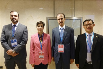 海关关长何珮珊六月二十二日至二十四日率领代表团，出席在比利时布鲁塞尔举行的世界海关组织第141至142届海关合作理事会会议。何珮珊（左二）于六月二十二日与卡塔尔海关总署署长Ahmed bin Abdullah Al Jamal（右二）会晤。