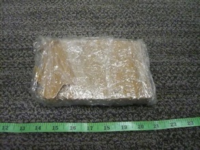 The seized 390 grammes of heroin.