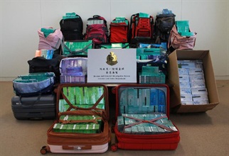 Hong Kong Customs today (January 16) seized about 140 000 suspected illicit heat-not-burn products in Sheung Shui, with an estimated market value of about $400,000 and a duty potential of about $270,000.