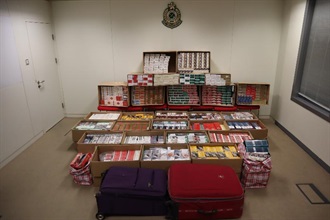 Hong Kong Customs today (March 7) seized about 310 000 suspected illicit cigarettes with an estimated market value of about $850,000 and a duty potential of about $590,000 in Hung Hom.