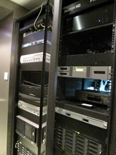 Large-scale high-speed server set up in a hotel room by the company.
