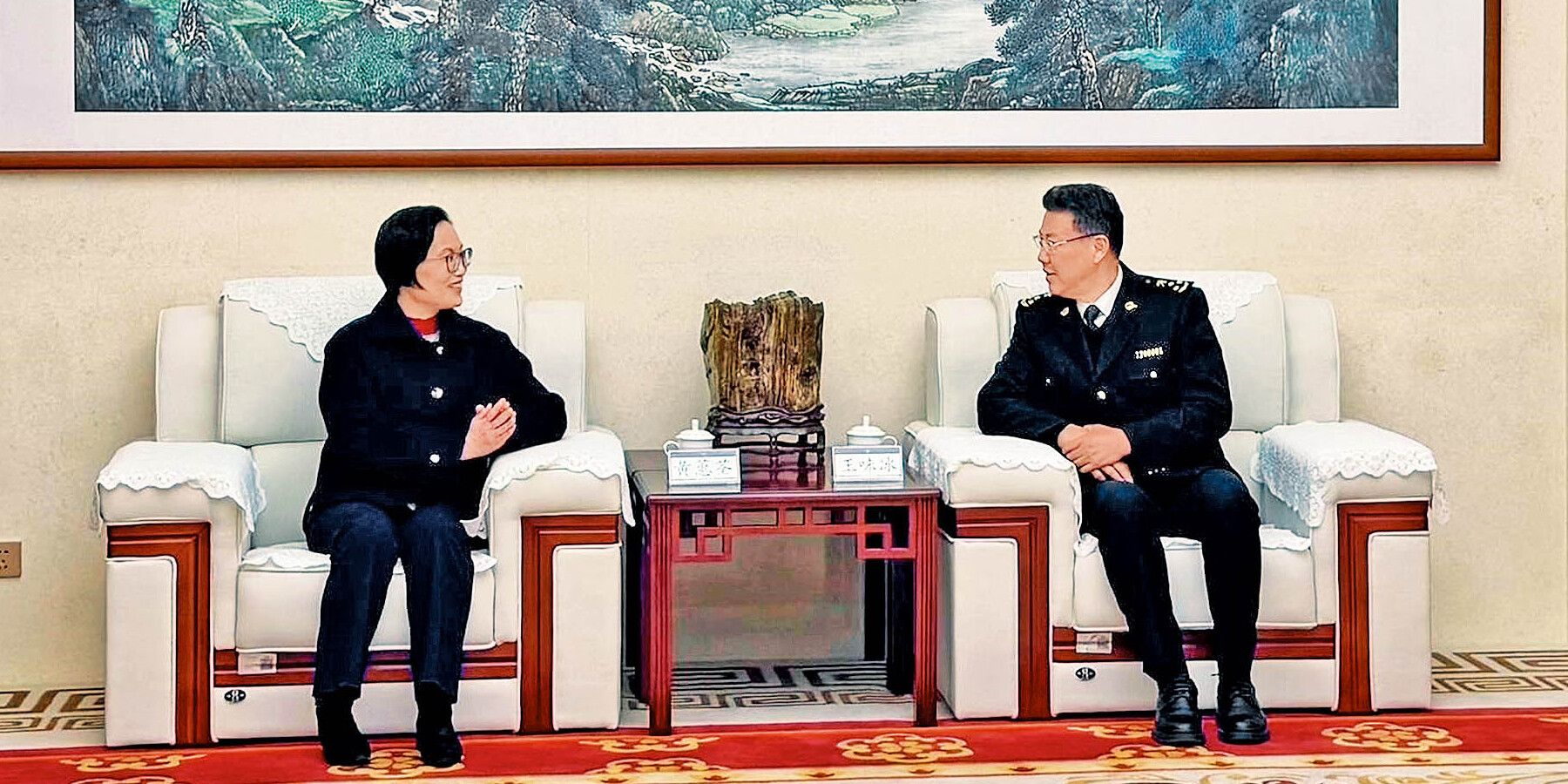 Assistant Commissioner (Boundary and Ports) Led Delegation to visit Nanning Customs