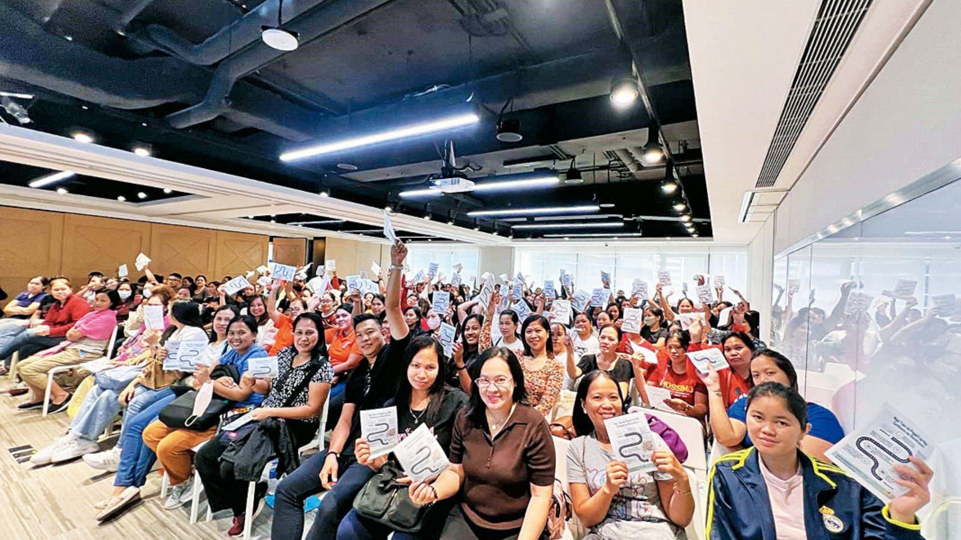 Share consumer rights with Philippine Consulate General in Hong Kong