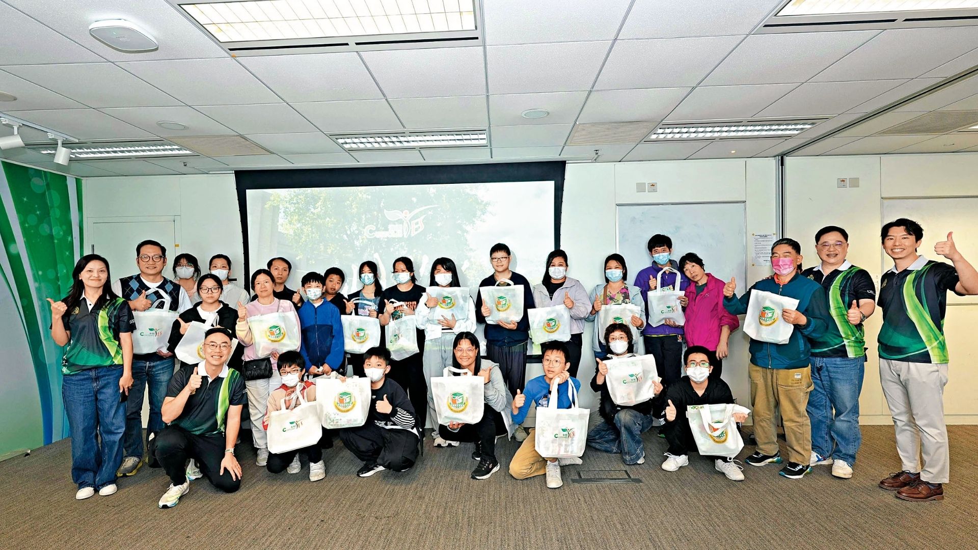 親子探索海關之旅