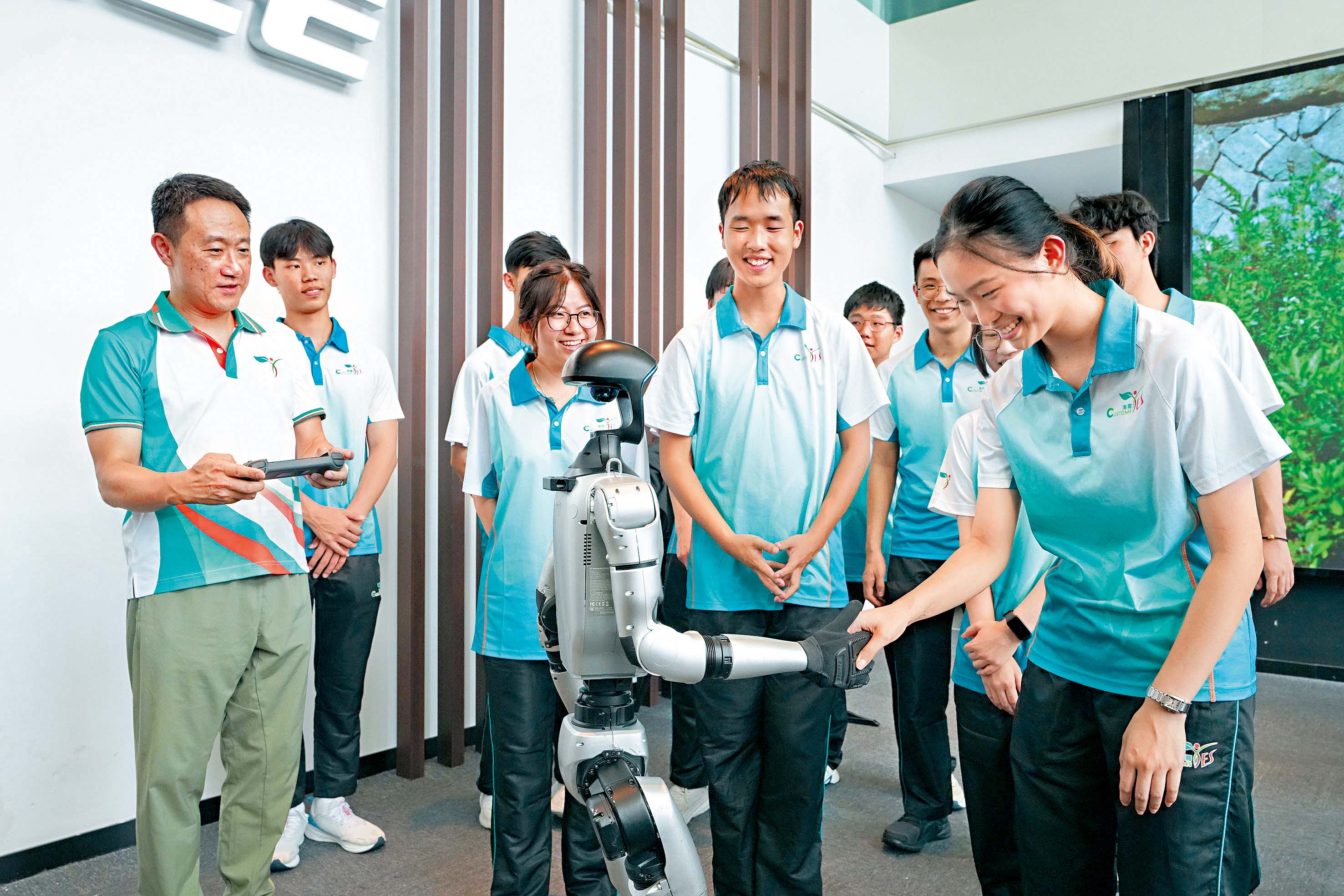 Customs YES Summer Innovation and Historical Exploration Tour to Hangzhou and Shanghai