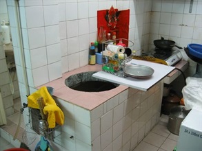 Customs officers seized 24,000 sticks of illicit cigarettes, worth about $36,000 and with duty potential of $19,000, under a stove of a grocery store-cum-apartment in Sham Shui Po.1