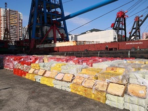 Hong Kong Customs detected a suspected smuggling case using cargo vessel, barges and tugboats off Lung Kwu Chau on October 15. Preliminary figures show that about 240 tonnes of suspected smuggled frozen meat and 600 cartons of fruit with a total estimated market value of about $20 million were seized. Picture shows the frozen meat seized.