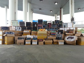 Customs officers found 331 cartons of unmanifested goods.