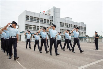 The Customs and Excise Department will start an Inspector recruitment exercise tomorrow (April 26). The application period for the post closes on May 7. Candidates who pass the selection process will receive induction training at Hong Kong Customs College, with foot drills as one of the programmes.