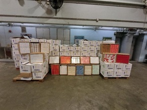 Hong Kong Customs seized about 1.6 million suspected illicit cigarettes with an estimated market value of about $4.3 million and a duty potential of about $3 million at Man Kam To Control Point on September 14.