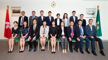 The first Guangdong-Hong Kong-Macao Customs Intellectual Property Enforcement Cooperation Meeting was held in Hong Kong yesterday (July 29) and today (July 30). The meeting was hosted by the Assistant Commissioner (Intelligence and Investigation) of Hong Kong Customs, Ms Ida Ng (front row, centre). Ms Ng; the Deputy Director-General of the Guangdong Sub-Administration of the General Administration of Customs of the People's Republic of China, Ms Liu Hong (front row, fourth left); and the Assistant Director-General of Macao Customs Service, Ms Chau Kin-oi (front row, fourth right), are pictured with members of the delegations from the three customs administrations.