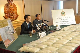 The Head of the Customs Drug Investigation Bureau, Mr John Lee (left), and Group Head (Drug Investigation), Mr Wong Pak-tong, brief the media on the details of the operation.