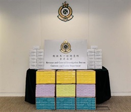 Hong Kong Customs has mounted an operation codenamed "Sunny" since July this year to combat smuggling of illicit heat-not-burn (HNB) products into Hong Kong. Customs officers conducted the second phase of the enforcement operation and mounted an operation codenamed "Sunny II" across the territory from October 31 to today (November 26). In the second phase operation, about 1 million suspected illicit HNB products with an estimated market value of about $3 million and a duty potential of about $2 million were seized. Twenty-four persons were arrested. Photo shows some of the suspected illicit HNB products seized at Hong Kong International Airport.
