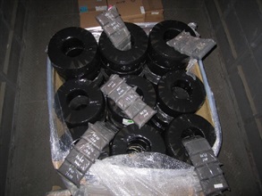 Hong Kong Customs detected suspected smuggling of electronic gadgets placed amidst declared cargoes in Lok Ma Chau Control Point today (July 11).