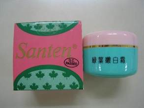 The mercury content of the samples of 'Santen' face cream is found ranging from 29,000 ppm to 40,000 ppm.