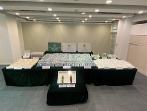 Hong Kong Customs conducted a series of anti-narcotics operations between July 12 and yesterday (July 24) and seized suspected dangerous drugs worth above $230 million.
