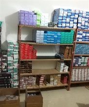 Hong Kong Customs mounted a territory-wide operation codenamed “Hammer” to strike storage and distribution activities of illicit cigarettes from July 27 to today (August 3). A total of about 1.1 million suspected illicit cigarettes with an estimated market value of about $3 million and a duty potential of about $2.1 million were seized. Photo shows the suspected illicit cigarettes seized in Yuen Long.