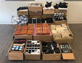 Hong Kong Customs seized a batch of suspected high-value smuggled products including bird's nest and electronic products with an estimated market value of about $30 million at Lok Ma Chau Control Point on October 23.