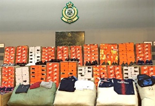 Hong Kong Customs and Mainland Customs conducted a joint operation from October 29 to November 18 to combat cross-boundary counterfeit goods activities. During the operation, Hong Kong Customs seized about 58 000 pieces of suspected counterfeit goods, including footwear, clothes, leather products and sports products with an estimated market value of about $1.7 million.