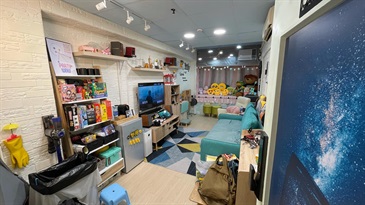 Hong Kong Customs conducted an enforcement operation yesterday (July 29) codenamed "Magpie" throughout the city to combat illegal activities involving party room operators providing infringing karaoke songs for customers in the course of business. Photo shows the party room in Mong Kok raided.