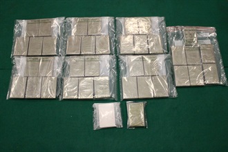 Hong Kong Customs detected two dangerous drugs cases on November 11 and 14, and seized about 8 kilograms of suspected methamphetamine and about 14kg of suspected heroin in Kwai Chung and Tin Shui Wai respectively, with a total estimated market value of about $17 million. Photo shows the suspected heroin seized.