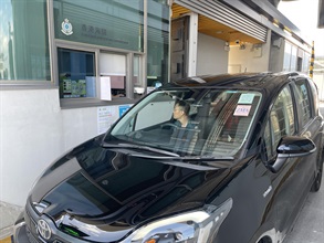 Hong Kong Customs has drawn up a series of measures to prepare for the arrival of Mainland visitors and cater for the commuting needs of Hong Kong citizens during the National Day Golden Week period to ensure smooth passenger, vehicular and goods flows at each control point. Photo shows an outbound private car crossing the Hong Kong-Zhuhai-Macao Bridge Hong Kong Port via the Northbound Travel for Hong Kong Vehicles scheme.