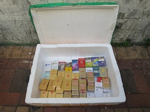 Hong Kong Customs today (February 17) conducted an anti-illicit cigarette operation in Sham Shui Po to fight against criminals distributing illicit cigarettes in the district. About 5 500 suspected illicit cigarettes, with an estimated market value of about $24,000 and a duty potential of about $18,000, were seized. Photo shows some of the illicit cigarettes seized.