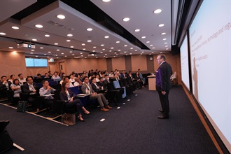 The regional anti-money laundering workshop co-organised by Hong Kong Customs and the University of Hong Kong concluded today (June 12). Photo shows participants taking part in the Workshop.