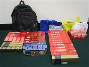 An incoming male passenger was sentenced to four weeks' imprisonment and fined $2,000 at the Fanling Magistrates' Courts today (June 24) for possessing duty-not-paid cigarettes and failing to declare to Customs officers, in contravention of the Dutiable Commodities Ordinance. Photo shows the duty-not-paid cigarettes seized.