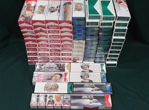 一名四十八岁本地男子因进口及管有未完税香烟，违反《进出口条例》和《应课税品条例》，今日（九月三日）在粉岭裁判法院被判处监禁四个月。图示检获的未完税香烟。