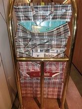 Hong Kong Customs yesterday (November 12) raided a suspected illicit cigarette storage centre in Kwai Chung and seized about 240 000 suspected illicit cigarettes with an estimated market value of about $1.08 million and a duty potential of about $790,000. Five persons suspected to be connected with the case were arrested. Photo shows some of the suspected illicit cigarettes seized from a hotel luggage cart.