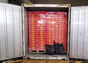 Hong Kong Customs seized about 80 kilograms of suspected cocaine with an estimated market value of about $126 million from a transshipment container at the Kwai Chung Customhouse Cargo Examination Compound on February 23. Photo shows the suspected cocaine seized. Two nylon bags were used to conceal the batch of suspected cocaine and were placed by the side of the container doors.