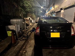 Hong Kong Customs yesterday (February 9) mounted territory-wide surprise inspections targeting illicit fuel activities and dismantled two illegal fueling stations in Fo Tan and Tung Chung. In Fo Tan, Customs seized about 800 litres of suspected illicit motor spirit with an estimated market value of about $24,000 and a duty potential of about $5,000. Photo shows the detained private car involved in the case.