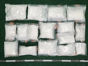 香港海关昨日（五月六日）在香港国际机场检获约五公斤、估计市值约二百万元的怀疑氯胺酮。图示检获的怀疑氯胺酮。