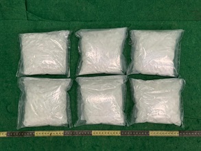 Hong Kong Customs on May 7 and yesterday (May 10) detected two dangerous drug cases and seized a total of about 3.7 kilograms of suspected ketamine and about 9kg of suspected cannabis buds with a total estimated market value of about $3.1 million at Hong Kong International Airport. Photo shows the suspected ketamine seized in the first case.