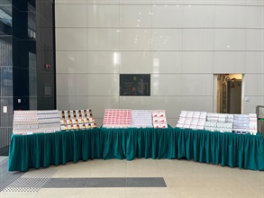 ​In view of the recent increasing demand for injections and medicines from society, Hong Kong Customs has strengthened enforcement against the smuggling of controlled medicines and detected an illegal storage warehouse for smuggled controlled pharmaceutical products with seizures worth over $11 million. Two persons were arrested. Photo shows the suspected controlled pharmaceutical products seized.