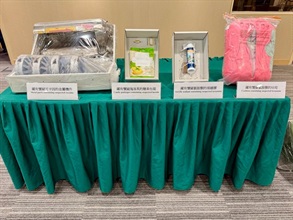 Hong Kong Customs conducted a large-scale anti-narcotics operation at Hong Kong International Airport from May 1 to August 31 this year to combat drug trafficking activities by aviation channels. During the operation, Hong Kong Customs, Mainland and overseas law enforcement agencies detected a total of 424 drug cases, seizing around 6.1 tons of suspected drugs including ketamine, cannabis, methamphetamine, cocaine, MDMA and heroin, with an estimated market value of over $1.4 billion. One hundred and fifty persons suspected to be connected with the cases were arrested. Photo shows some of the suspected drugs seized.