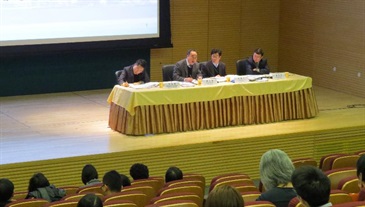 Some 50 representatives of various business sectors including beauty, pharmacies, travel, dried seafood, group buying and others today (December 21) participate in a consultative forum on the draft Enforcement Guidelines of Trade Descriptions (Amendment) Ordinance jointly issued by the Customs and Excise Department and the Office of the Communication Authority.