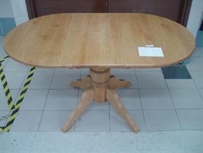 Another type of unsafe wooden dining table.