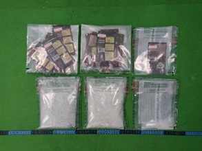 Hong Kong Customs seized about 1.5 kilograms of suspected methamphetamine with a total estimated market value of about $810,000 in two cases at Hong Kong International Airport and Lok Ma Chau Control Point on March 17 and 27 respectively. Photo shows the suspected methamphetamine of about 1kg with an estimated market value of about $540,000 seized at Hong Kong International Airport on March 17.