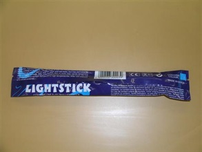 Photo shows a light stick, which was without identification marking for toys, i.e. name and address in Hong Kong of the manufacturer, importer, or the supplier.