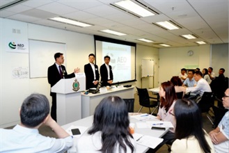 A glimpse of the workshop