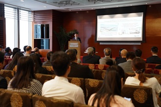 A glimpse of the Seminar