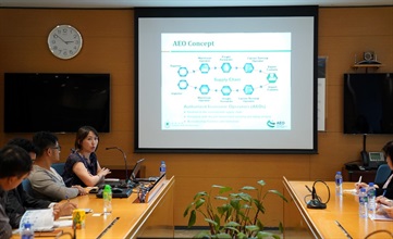 A glimpse of the HKAEO seminar